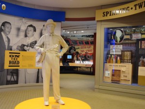 A statue of Earl Scruggs greets visitors. (photo courtesy of Earl Scruggs Center)